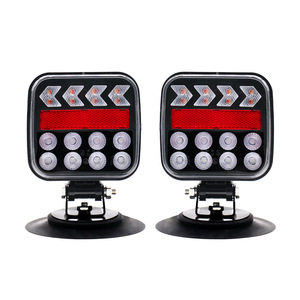 Kit de feux arrière LED sans fil pour <span class=keywords><strong>remorque</strong></span>, lampe portable rechargeable avec base magnétique, clignotant dynamique, feux stop et de recul - Product Image 1