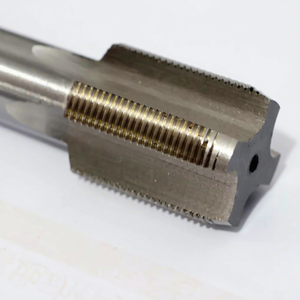 Tarauds de filetage <span class=keywords><strong>NPT</strong></span> 3/4", <span class=keywords><strong>1</strong></span>/2", 3/<span class=keywords><strong>8</strong></span>", <span class=keywords><strong>1</strong></span>/4", <span class=keywords><strong>1</strong></span>/<span class=keywords><strong>8</strong></span>" pour réparation de filetages de tuyaux. Plusieurs boîtes disponibles + étiquettes personnalisées. - Product Image 1