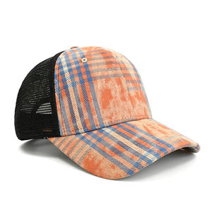 Gorra Trucker de Malla con Corona Estructurada y Diseño a Cuadros de 6 Paneles, Personalizable con Logotipo OEM, de Alta Calidad - Product Image 1