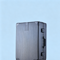Valise de voyage rigide OEM d'usine, silencieuse 360° °   Valise à roulettes avec crochet latéral et compartiments de rangement multiples à l'intérieur
