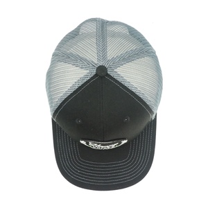 Casquette de camionneur brodée personnalisée de haute qualité, style vintage, avec logo OEM sur mesure, en maille - Product Image 5