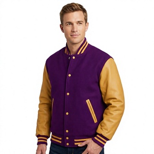 Chaqueta Varsity de Lana Morada para Hombre con Mangas de Cuero Dorado, Cuello Alto y Diseño Color Block - Product Image 2