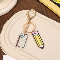 Porte-clés décoratif en acrylique avec impression UV, motif dessin animé, pour sac à crayons et cahier, léger et sûr, idéal pour les étudiants et l'usage quotidien à l'école