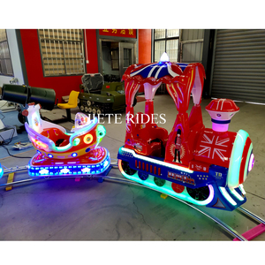 Chine 4-10 places extérieur champ de foire <span class=keywords><strong>petit</strong></span> carrousel manège <span class=keywords><strong>petit</strong></span> touriste <span class=keywords><strong>Manege</strong></span> Enfants Train avec piste à vendre - Product Image 1