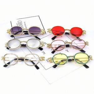 Lunettes de soleil rondes colorées de luxe rétro à la mode, petites lunettes de soleil en strass pour femmes, lunettes de soleil steampunk en diamant - Product Image 5