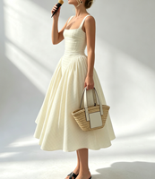 Robe de soirée élégante en mousseline de soie à volants, coupe trapèze, bretelles spaghetti, taille naturelle, fente haute, style papillon, personnalisable OEM pour femme
