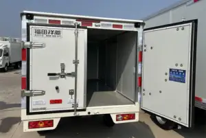 รถตู้ขนาดเล็กกล่องรถบรรทุก 1T กําลังโหลด FOTON รถตู้บรรทุกสินค้าเบนซินขนาดเล็ก 4x2 โรงงาน