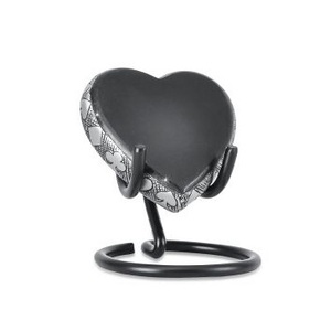 Best Selling High Quality Metallic Heart Shaped <b>Small</b> Keepsakes Cremation <b>Urns</b> <b>For</b> <b>Human</b> <b>Ashes</b>/Funeral Supplies - Product Image 2