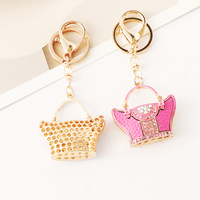 Porte-clés 3D en métal tendance, motif sac à main, émail bleu, strass, breloque de sac dessin animé, cadeau populaire et à la mode