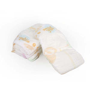 Vente en gros d'usine de couches pour bébés et de serviettes hygiéniques en tissu non tissé de qualité pour les grossistes de couches pour bébés à Dubaï - Product Image 3