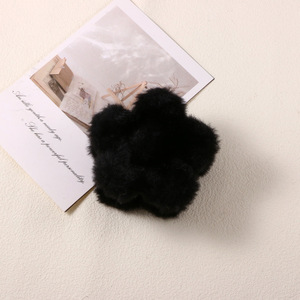 กิ๊บหนีบผมพลาสติกลายดอกไม้ขนาด 8 ซม. สำหรับผู้หญิงน่ารัก ฤดูใบไม้ร่วง ฤดูหนาว แบบกิ๊บฉลาม - Product Image 2