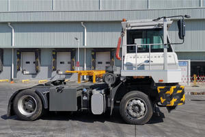 Tracteur à conteneur <span class=keywords><strong>Terberg</strong></span> avec siège rotatif Tracteur à port <span class=keywords><strong>Terberg</strong></span> Tracteur à terminal <span class=keywords><strong>Terberg</strong></span> Tracteur à conteneur diesel - Product Image 4