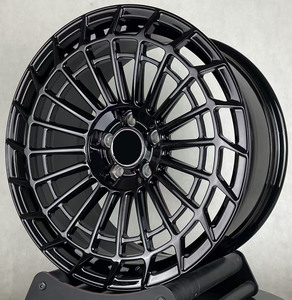 Venta caliente 18 19 20 pulgadas T6061 ruedas de aleación de aluminio 5x112 PCD para <span class=keywords><strong>Mercedes</strong></span> <span class=keywords><strong>AMG</strong></span> <span class=keywords><strong>C63</strong></span> C63s E63 E63s W204 W205 W212 W213 llantas negras - Product Image 2
