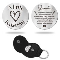 Pocket Hug fils fille maman papa porte-clés Souvenir métal inspirant porte-clés cadeau avec porte-clés jeton en cuir