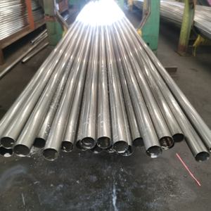 ASTM304 SUS304L SUS316 SUS316L <span class=keywords><strong>SUS303</strong></span> SUS309S SUS310S нержавеющая сталь круглая труба бесшовная труба и сварная труба - Product Image 6