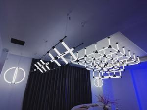Tubo Acrílico Transparente Redondo de PMMA con Diseño Personalizado, Tamaño y Efecto para Decoración de Iluminación de Pared con LED - Product Image 6