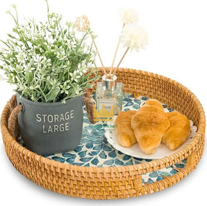 Vente flash - Plateau de service alimentaire portable en rotin naturel écologique, décoratif, fait à la main avec des coquillages, en provenance du Vietnam - Product Image 2