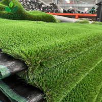 Gazon artificiel de haute qualité résistant aux UV, fabriqué en Chine, tapis en rouleau, gazon synthétique vert pour terrasse extérieure
