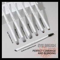 Pinceau de maquillage blanc de qualité supérieure pour collection de marques cosmétiques de luxe, service de production OEM ODM avec emballage personnalisé