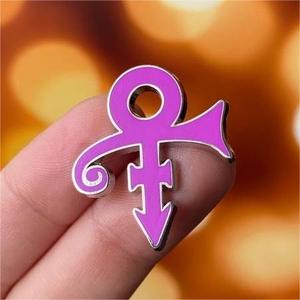 Pin esmaltado con símbolo de artista Prince, muestra gratis, Pin esmaltado personalizado, sin mínimo de Metal, esmalte duro suave, Pin de solapa con purpurina púrpura - Product Image 5