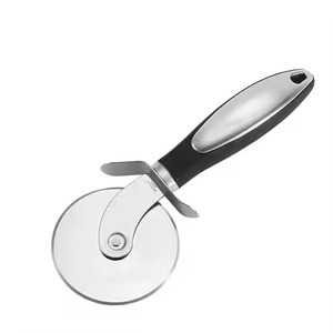 Coupe-pizza en acier inoxydable avec poignée antidérapante et lame tranchante - Product Image 4
