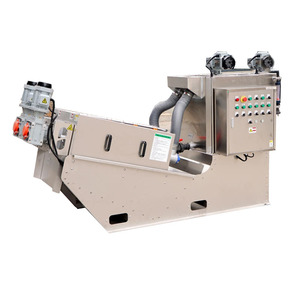 Notre presse à vis présente un assemblage de vis empilées robuste pour une déshydratation en douceur et des protections anti-éclaboussures réglables. - Product Image 4