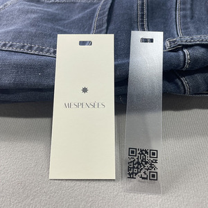 Sang Trọng PVC Đu Giá May Mặc Thẻ Giấy Tùy Chỉnh In Thiết Kế Treo <span class=keywords><strong>Tag</strong></span> Đặc Biệt Các Tông Quần Áo Hangtag Cho Quần Áo Logo Riêng - Product Image 2