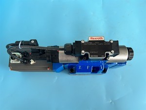 R900918257 Distributeur directionnel hydraulique proportionnel 4WRTE16E200L-4X/6EG24ETK31/A1M à commande pilote - Product Image 6