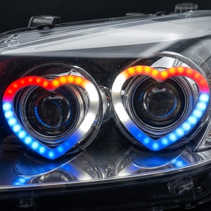 ไฟวงแหวน LED RGBW รูปหัวใจไล่สี หลายสี พร้อมไฟวิ่งกลางวันแบบ Angel Eyes และไฟเลี้ยวสีเหลืองสำหรับดัดแปลงรถยนต์ - Product Image 1