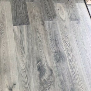 Parquet en chêne blanc européen massif, brossé, multi-couches, pour intérieur, fabriqué à Foshan - Product Image 1