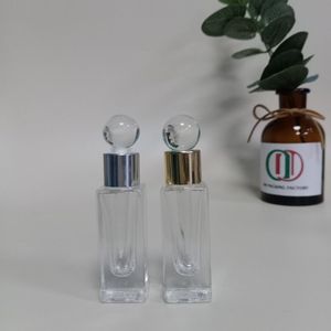 Di alta qualità bottiglie di profumo di vetro trasparente quadrato colli d'oro profumo immersione <span class=keywords><strong>bastoncini</strong></span> <span class=keywords><strong>per</strong></span> la cura della pelle siero di fabbrica - Product Image 4