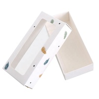 Boîte-cadeau mignon blanc d'emballage de papier de carton de taille personnalisée de conception pour des chaussettes
