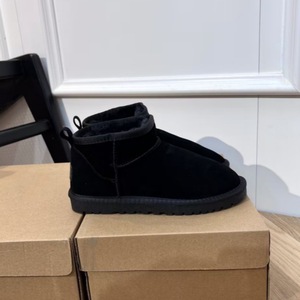 Giày bốt cao cổ mùa đông ấm áp bằng da lộn bò mới thiết kế riêng năm <span class=keywords><strong>2025</strong></span> dành cho nữ có logo, kiểu dáng cổ ngắn - Product Image 5