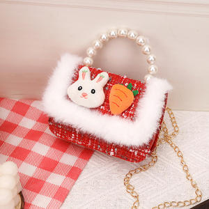 กระเป๋าสะพายข้างเด็ก ลายปีใหม่ ดีไซน์เก๋ กระเป๋าถือทรงเหลี่ยมสำหรับเด็กผู้หญิง สีแดง แฟชั่นสไตล์เจ้าหญิง - Product Image 4