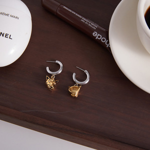 Stainless Steel Cheetah <b>Head</b> Drop Earrings Gold Black Leopard Animal Shape Fashion Jewelry For Women Autumn Winter <b>Style</b> - Product Image 4