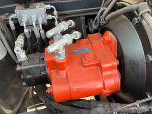 Mini Escavadeira 60E de 6 toneladas, Multifuncional Hidráulica, Usada, para Uso Doméstico - Product Image 6