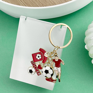 Llavero de Aleación de Zinc con Diseño de Camiseta de Fútbol, Balón y Jugador Rojo, Accesorio de Regalo 'I Love Soccer' - Product Image 4