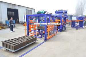 Mesin Pembuat Bata Beton Otomatis QT8-15 untuk Blok Berongga/Blok Padat/Blok Paving - Product Image 4