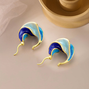 Pendientes de aro con textura en espiral para mujer, estilo vintage, accesorios para las orejas de uso diario - Product Image 5