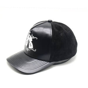 Gorra de camionero de estilo americano de 5 paneles de alta calidad, gorra de béisbol de cuero PU de nuevo estilo con parte trasera de gamuza, gorra deportiva impermeable - Product Image 6