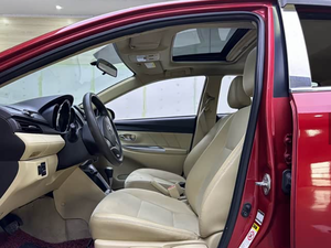 <span class=keywords><strong>Toyota</strong></span> <span class=keywords><strong>Yaris</strong></span> Hatchback Automático Usado, Eficiente en Consumo <span class=keywords><strong>de</strong></span> Combustible, Vehículo Urbano, Neumáticos R15 Económicos, Asientos <span class=keywords><strong>de</strong></span> Tela, Trasero - Product Image 5
