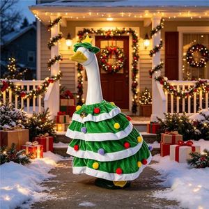 Disfraz de Ganso Navideño para Decoración de Patio - Conjunto de Capa y Sombrero de Poliéster de Cuatro Capas Rojo/Verde de 23 Pulgadas, Marca WPET - Product Image 2