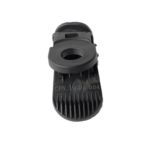 Ganchos 1116004-00-C en los lados izquierdo y derecho del maletero del gancho de equipaje Tesla Model 3 para maletero de coche - Product Image 4