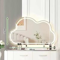 Miroir LED lumineux pour la décoration intérieure, miroir de vanité nuage pour une ambiance chaleureuse dans la chambre, design nordique.