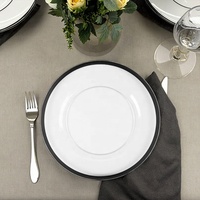 Assiette de présentation en acrylique transparente noire de 13 pouces pour mariage, fête, assiettes de présentation en plastique lourdes pour le dîner