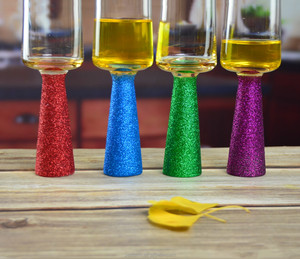 Di cristallo Gambo Flute di <span class=keywords><strong>Champagne</strong></span> di Vetro a Forma di Tulipano Da Cocktail Bicchieri di <span class=keywords><strong>Champagne</strong></span> Colorato Tazza di Vetro di <span class=keywords><strong>Champagne</strong></span> <span class=keywords><strong>Con</strong></span> Golden Rim - Product Image 4