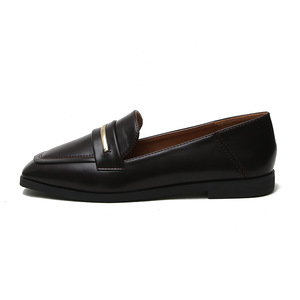 Mocassins à talon épais pour femmes <span class=keywords><strong>Petites</strong></span> <span class=keywords><strong>chaussures</strong></span> en cuir pour femmes Style britannique Semelle plate <span class=keywords><strong>Chaussures</strong></span> simples Grande taille <span class=keywords><strong>Chaussures</strong></span> pour femmes - Product Image 5