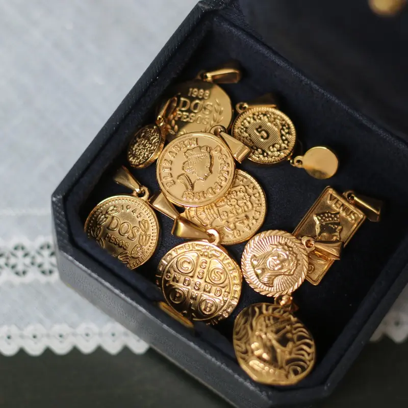 Commercio all'ingrosso titanio acciaio inossidabile 18K placcatura in oro numismatica figura della moneta croce angelo collana ciondolo per gioielli fai da te