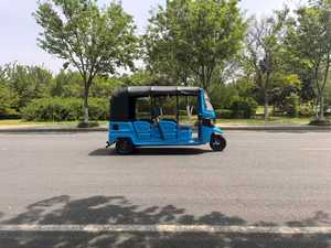 Grand et Puissant Tricycle Électrique à <span class=keywords><strong>Trois</strong></span> <span class=keywords><strong>Roues</strong></span> pour Passagers – Prix Abordable, 6 Places - Product Image 2