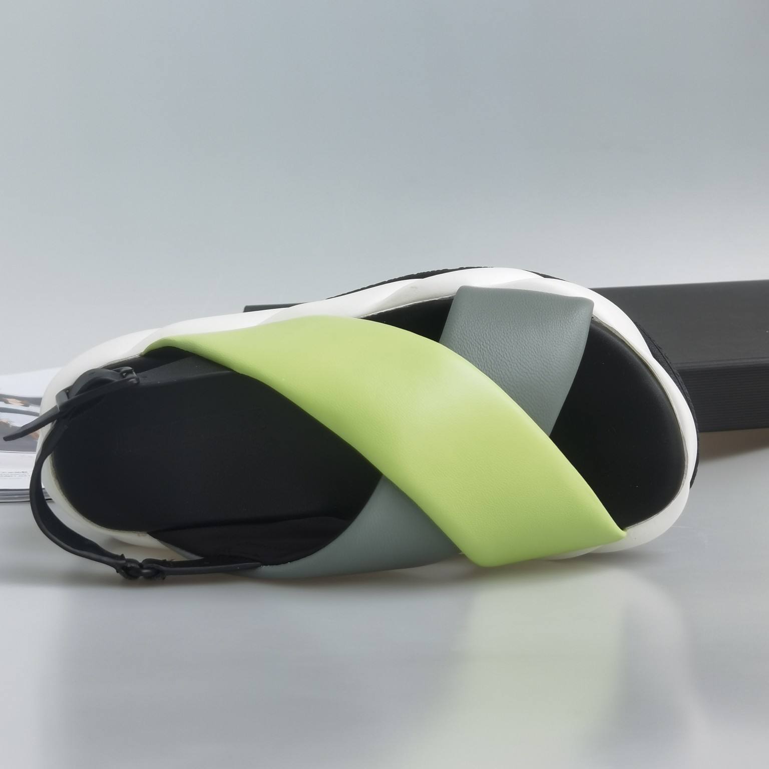 สีเขียว